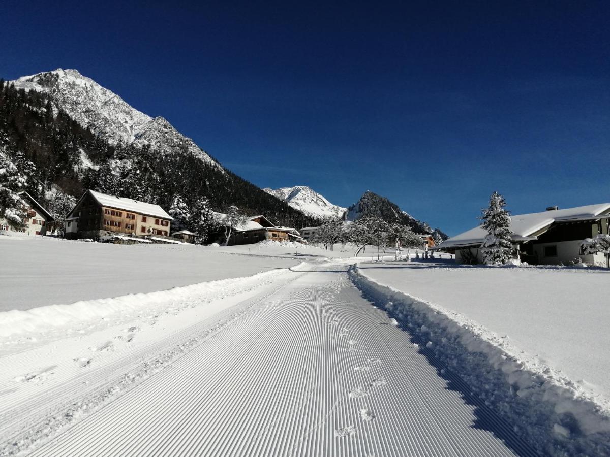 Westwood-Apartment Mit Indoorpool Und Sauna Wald am Arlberg Exterior foto