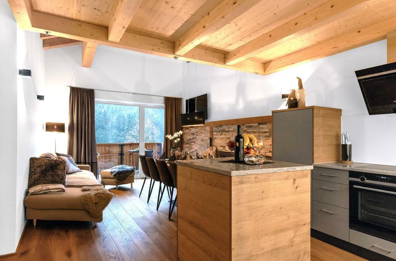 Westwood-Apartment Mit Indoorpool Und Sauna Wald am Arlberg Exterior foto